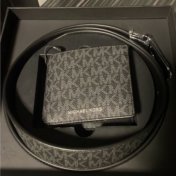 Michael Kors Black Men’s Adjustable Belt and Wallet Set